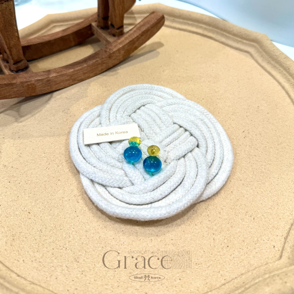 铜合金仿水晶耳饰 「博主同款」韩国25盛夏百搭轻奢精致百搭耳钉