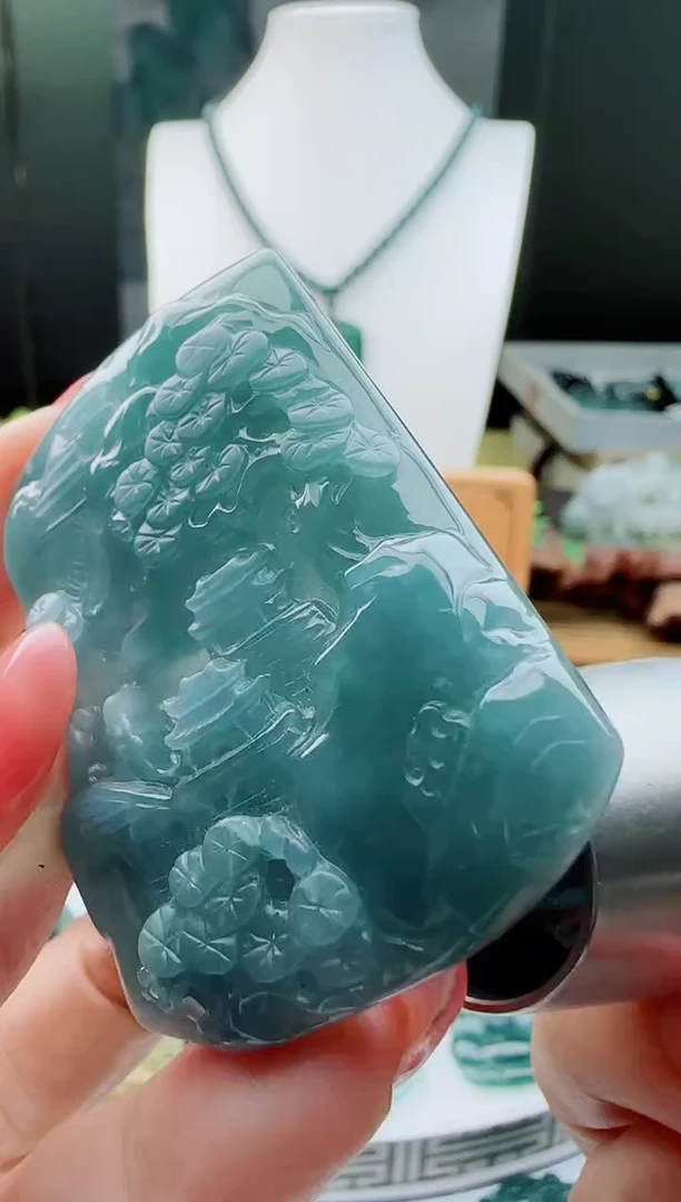 【闪购商品】翡翠颈饰未镶嵌11111111