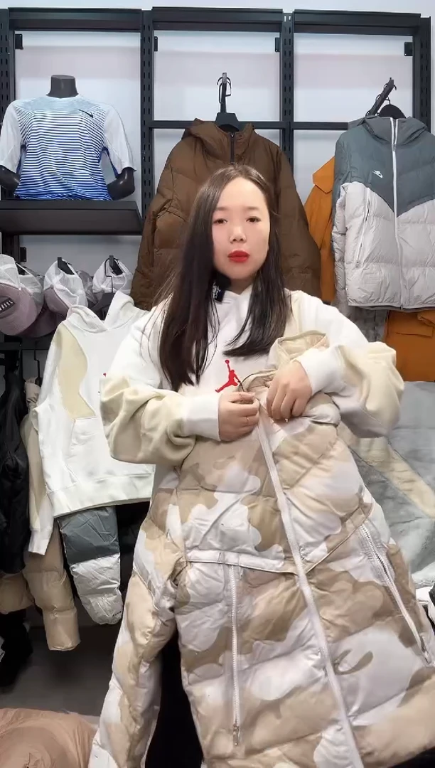 2647   编码  瑕疵直播间过款为准 尺码  ·  S