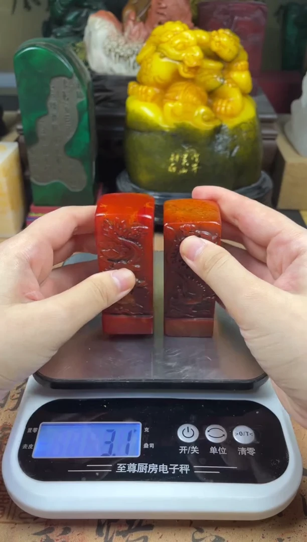 寿山石印石红田龙凤对章