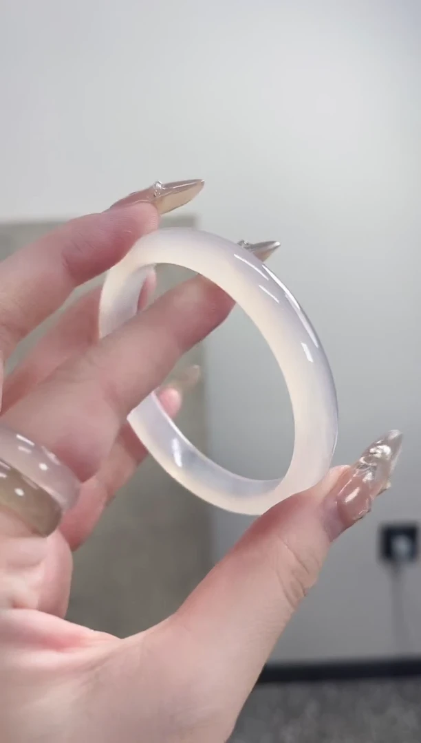 【闪购商品】玛瑙/玉髓手镯未镶嵌56圈 需要包容