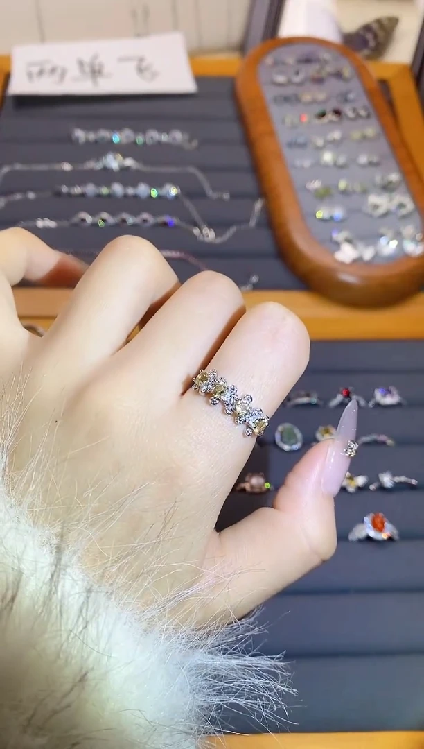 【闪购商品】水晶手链银S925镶嵌A45