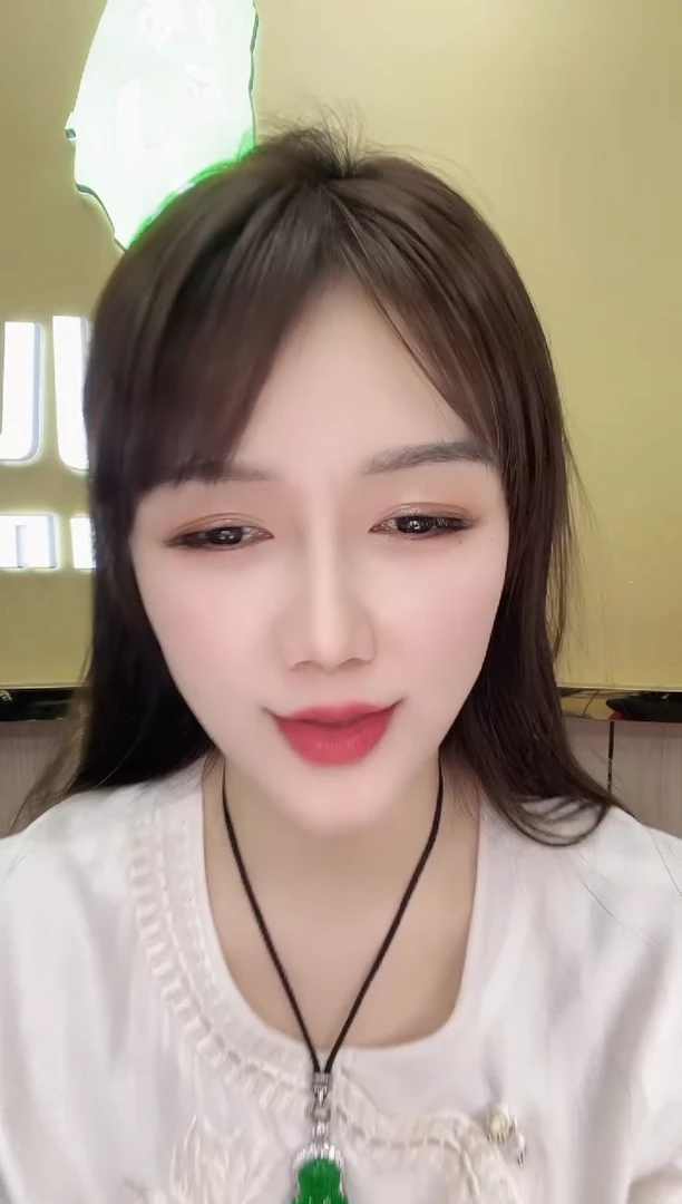 颈饰未镶嵌翡翠往****g374272/翡翠  多样性一件发