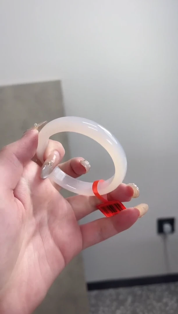 【闪购商品】玛瑙/玉髓手镯未镶嵌52圈 需要包容