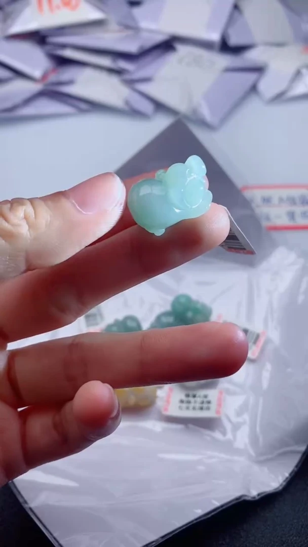 未镶嵌手串翡翠多样性发其一