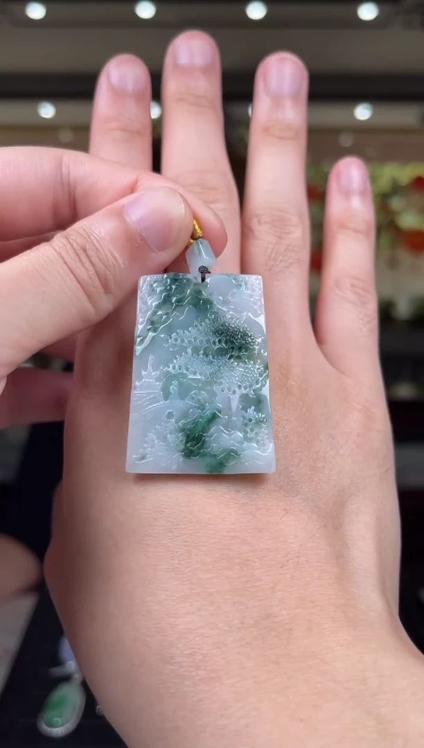 颈饰未镶嵌翡翠215号标签撕毁不退换