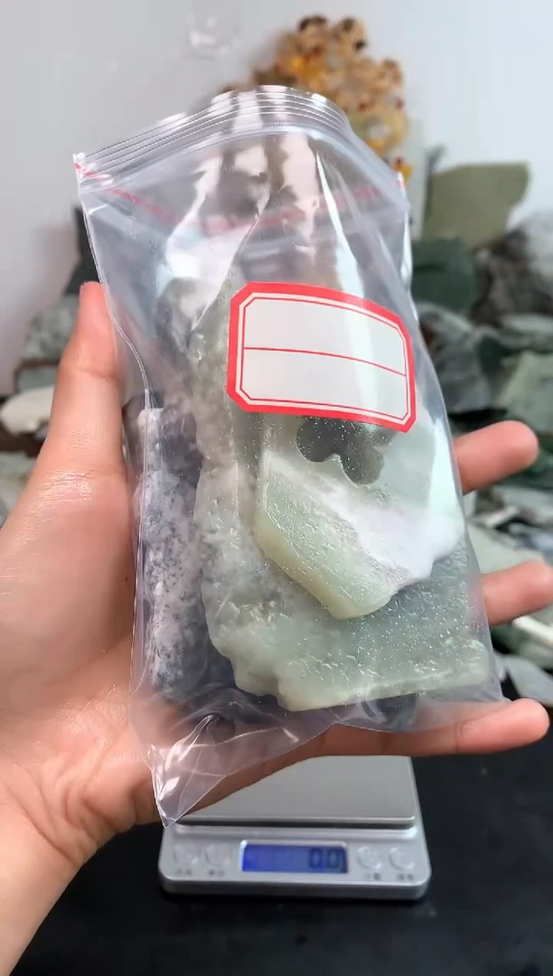 未镶嵌和田玉摆件81