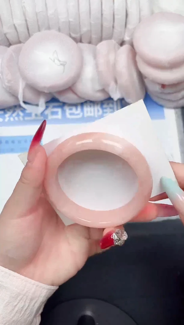 未镶嵌手镯石英质玉61-54