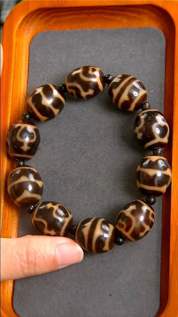 未镶嵌玛瑙/玉髓珠宝半成品上肯多宝达洛手串17*20