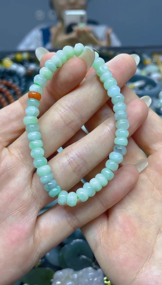颈饰未镶嵌翡翠5MM/ S /翡翠A货，一件也是批发价