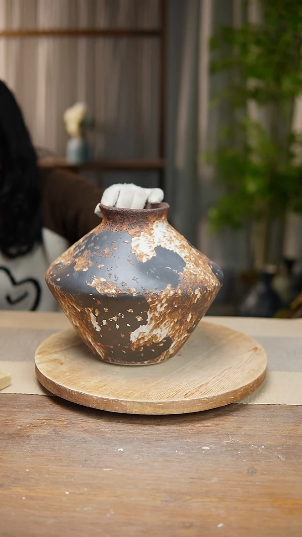 【闪购商品】陶瓷  花器诧寂棕飞碟