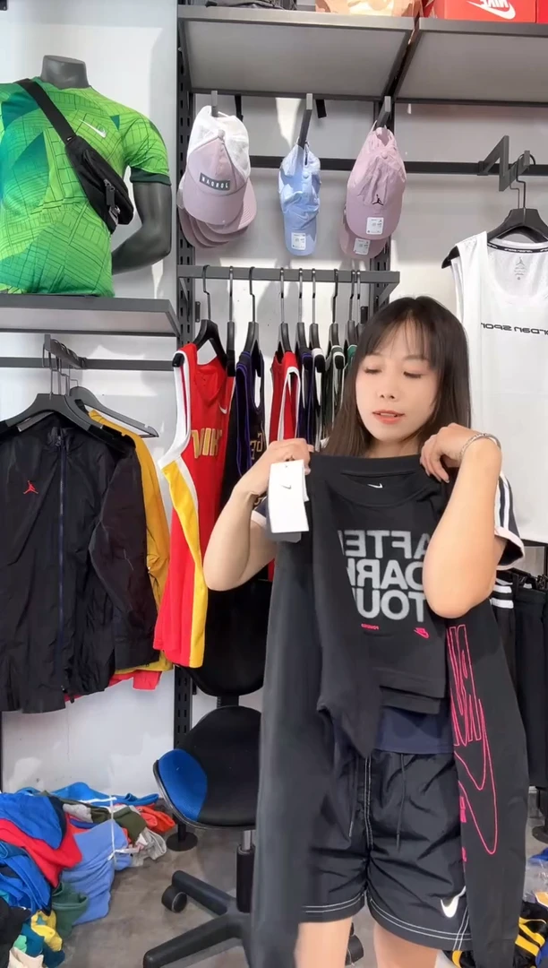 1321编码 瑕疵修复以直播间讲解为准 尺码M