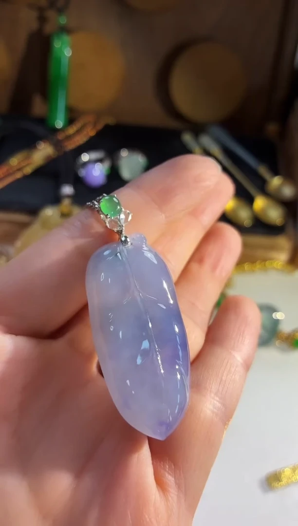 吊坠(不含链)18K金镶嵌翡翠吊坠