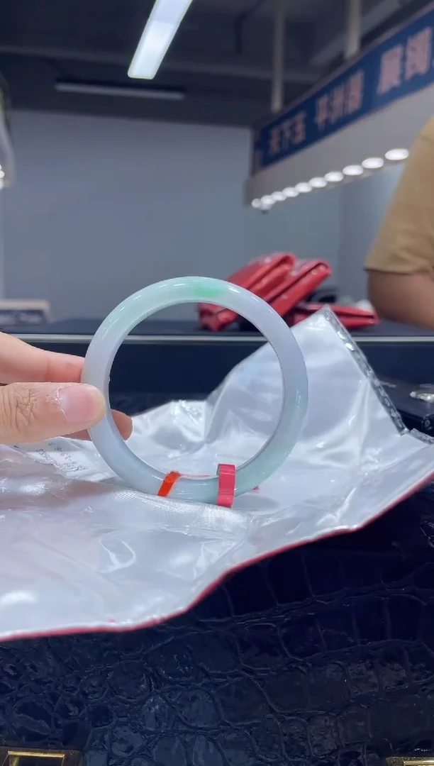 未镶嵌手镯翡翠13