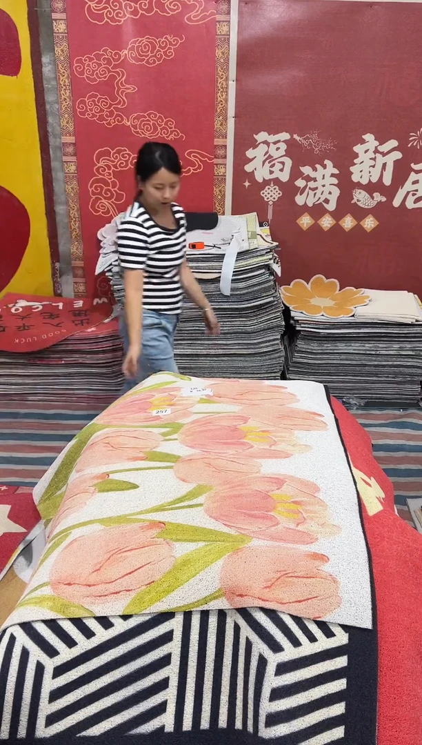 不退不换丝圈瑕疵地垫120*120cm257