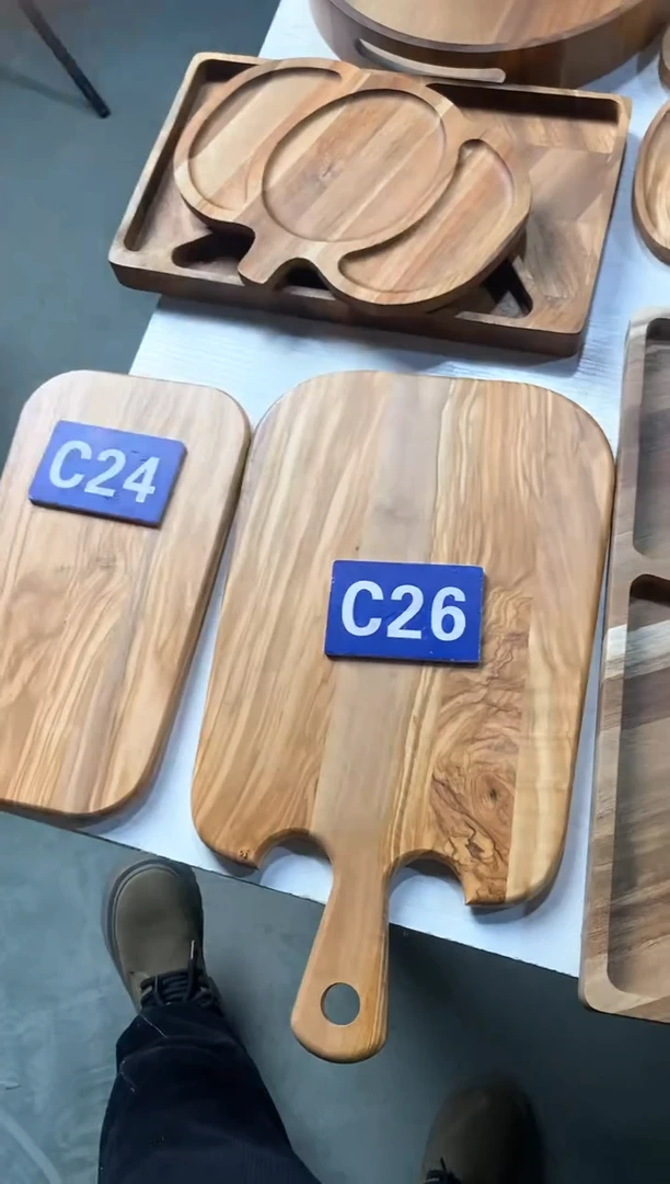 木闪购2025/4/1 C26