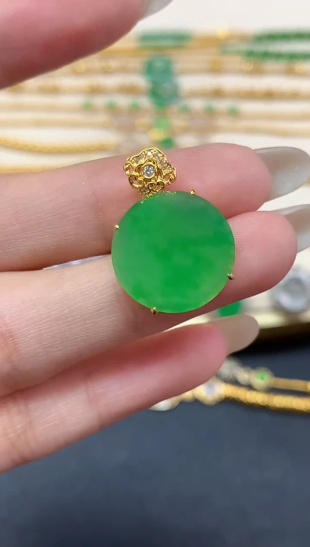 吊坠(不含链)18K金镶嵌翡翠吊坠(不含链)|13800