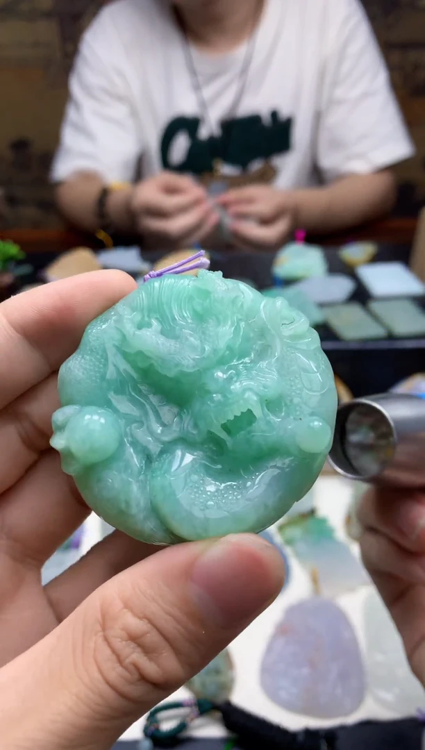 颈饰未镶嵌翡翠天然A货翡翠