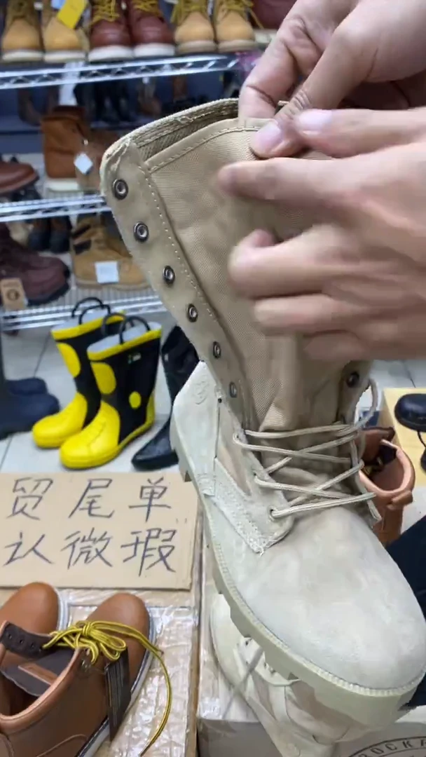 织物46码，C高帮牛皮大开口，运动鞋码 脚胖建议拍大， 默认微瑕