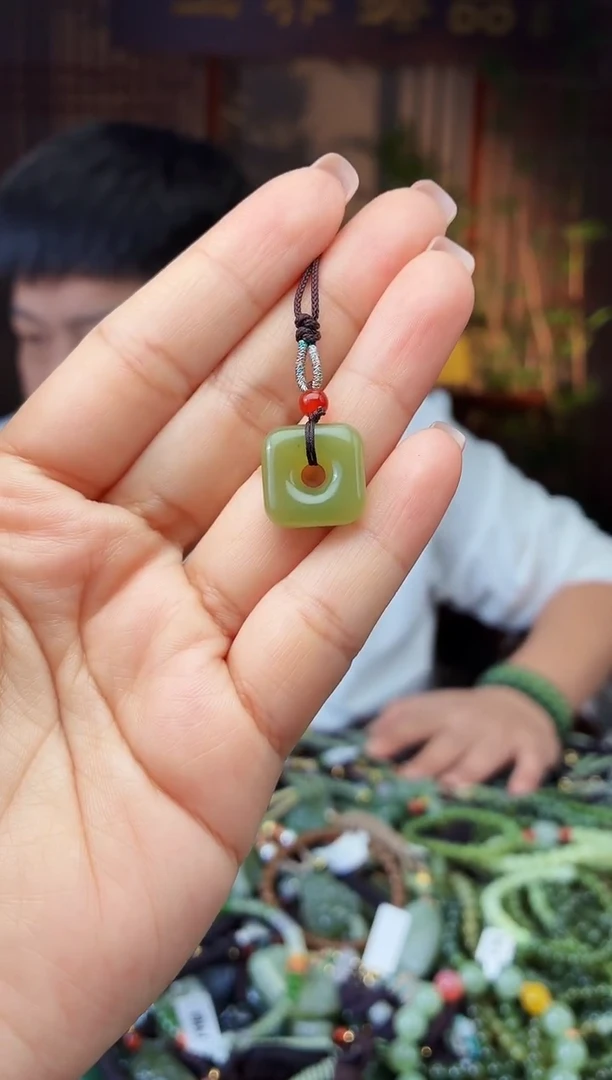 颈饰未镶嵌和田玉多样性发货拍一发一