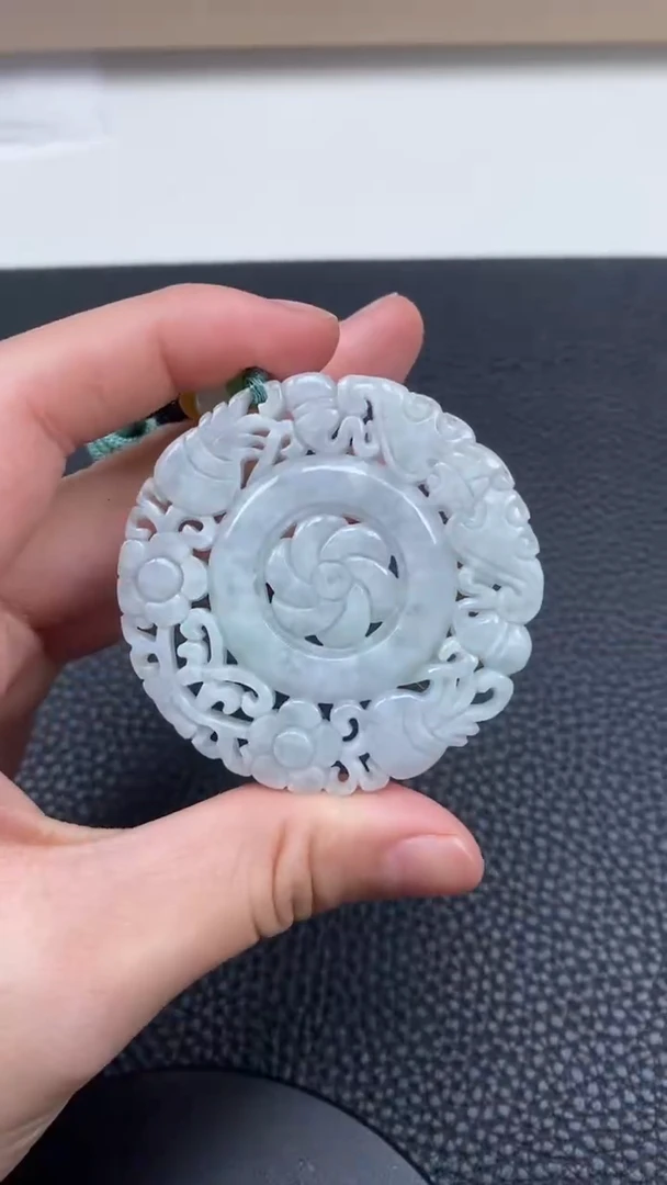 【闪购商品】翡翠挂件未镶嵌挂件
