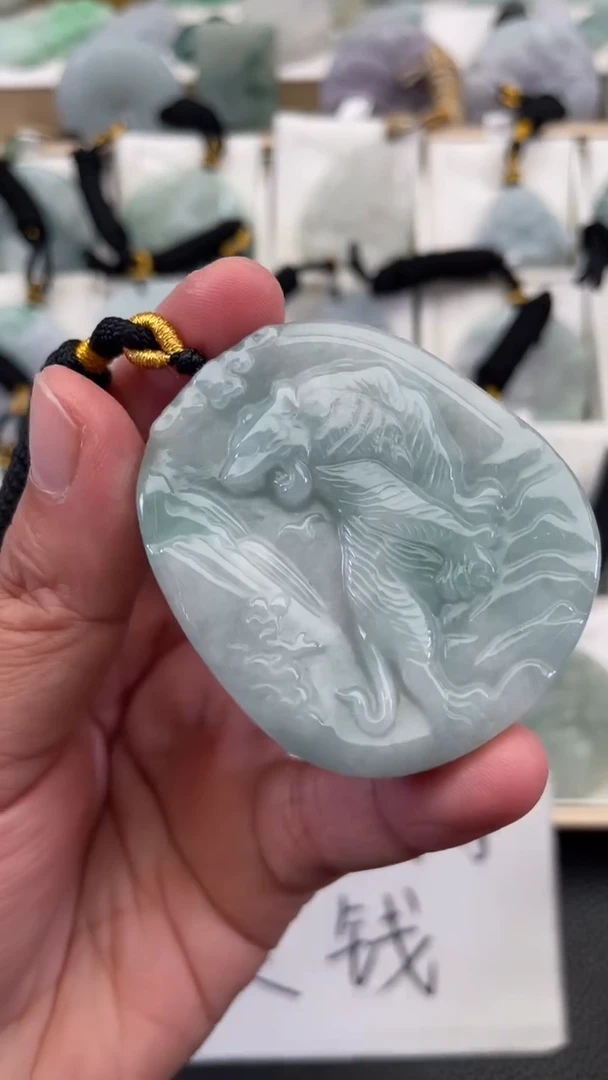 颈饰未镶嵌翡翠天然缅甸翡翠A货334