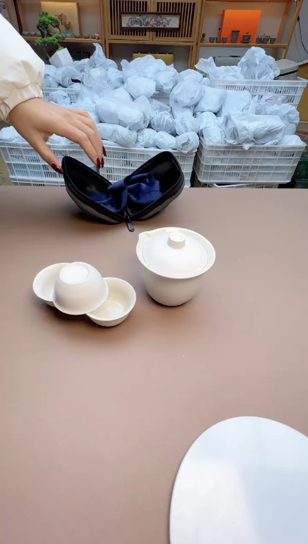 【闪购商品】摆件瓷制品S1111111111111