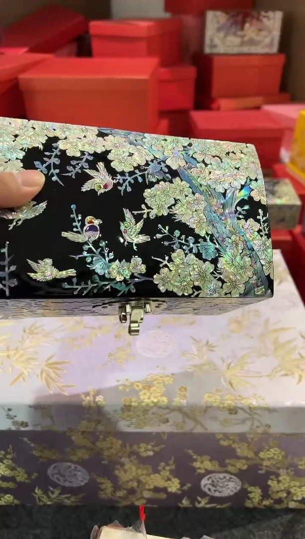 老款鱼锁绒布底微瑕·弘贝雅螺钿漆器文化馆