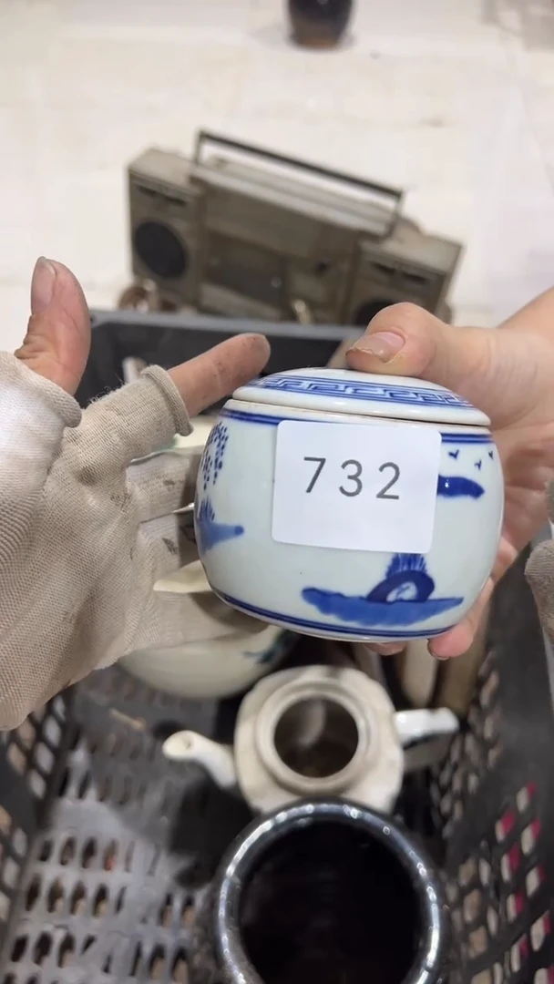 陶瓷刘**锅工艺品摆件732