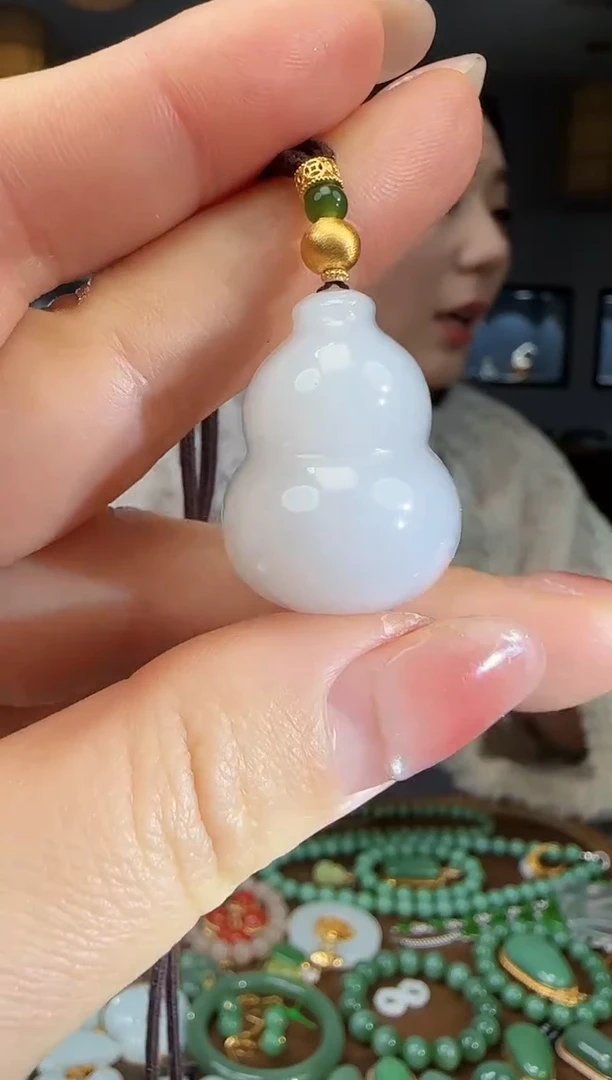 吊坠(不含链)未镶嵌和田玉1