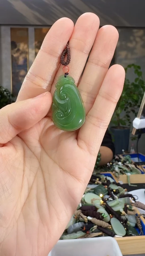 未镶嵌和田玉挂件拍一发一