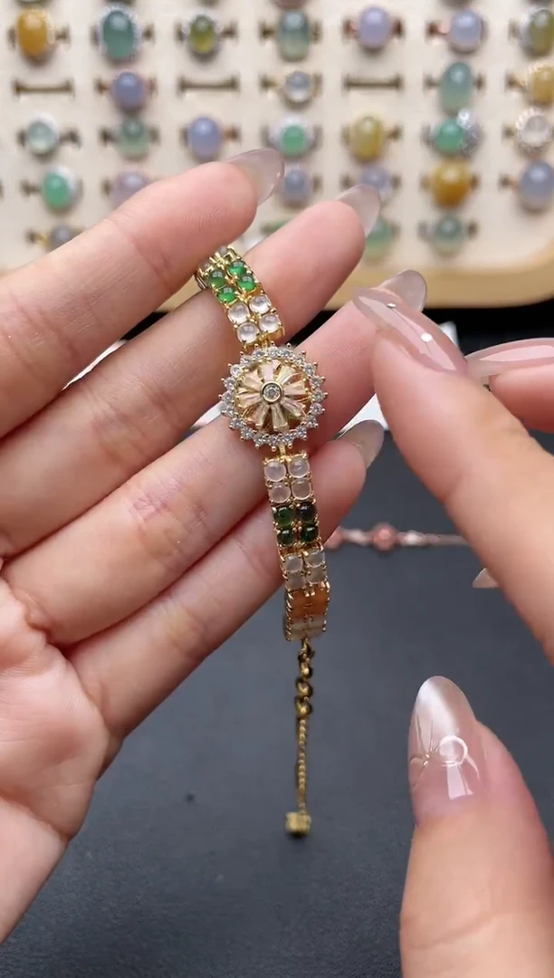 【闪购商品】翡翠戒指银S925镶嵌一物一证一礼盒