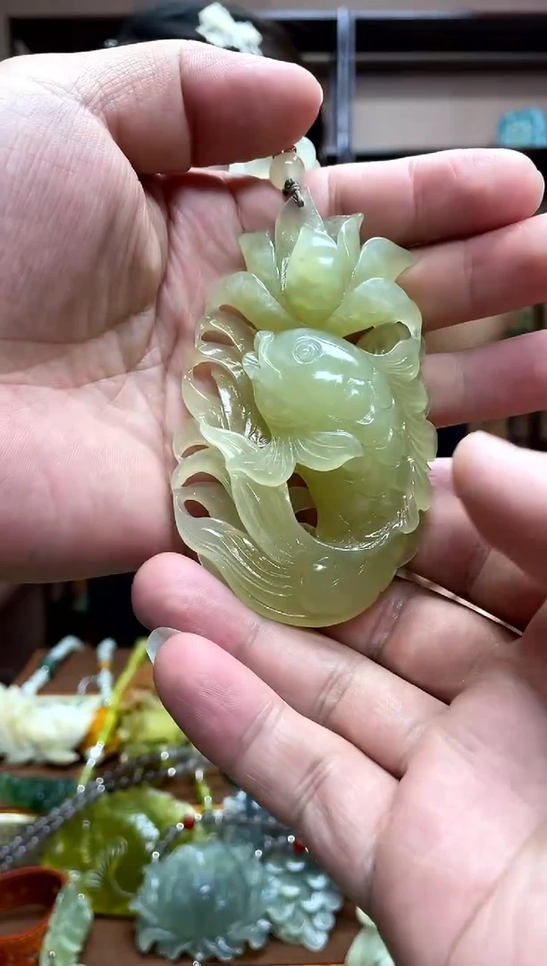 未镶嵌岫玉吊坠·