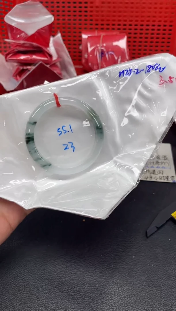 未镶嵌手镯翡翠翡翠手镯