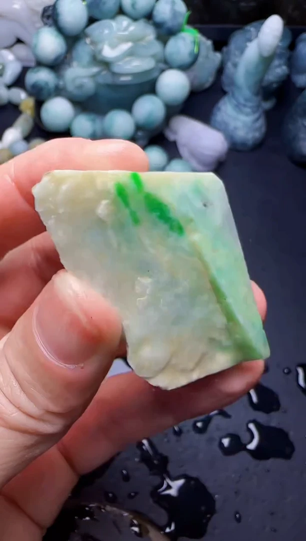 颈饰未镶嵌翡翠06