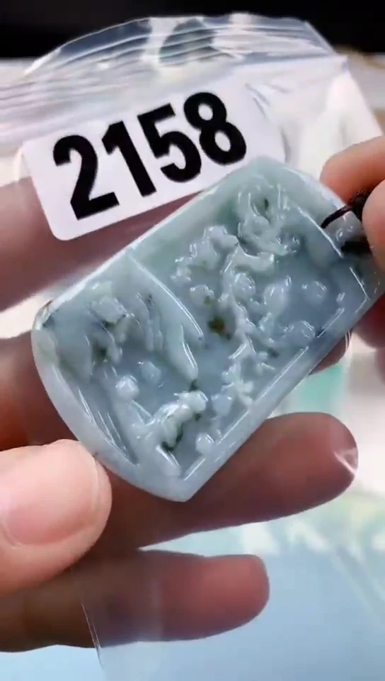 【闪购商品】翡翠挂件未镶嵌天然翡翠吊坠挂件