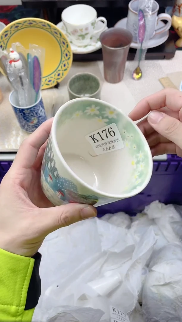 瓷片哈****哈                K176
