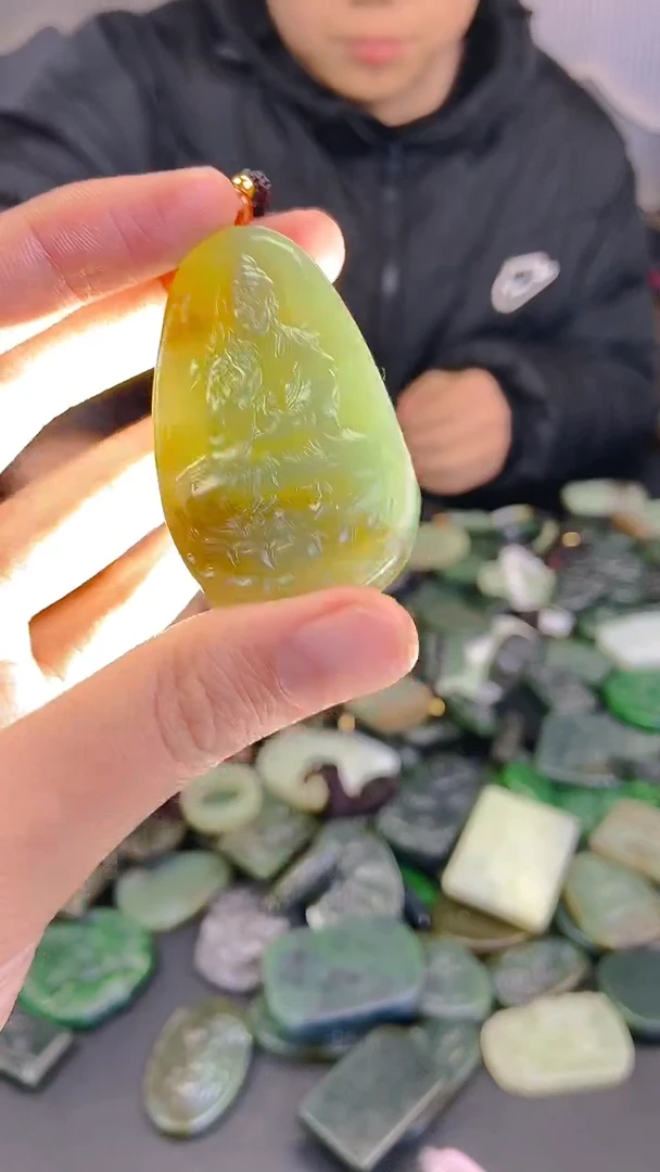 颈饰未镶嵌和田玉11