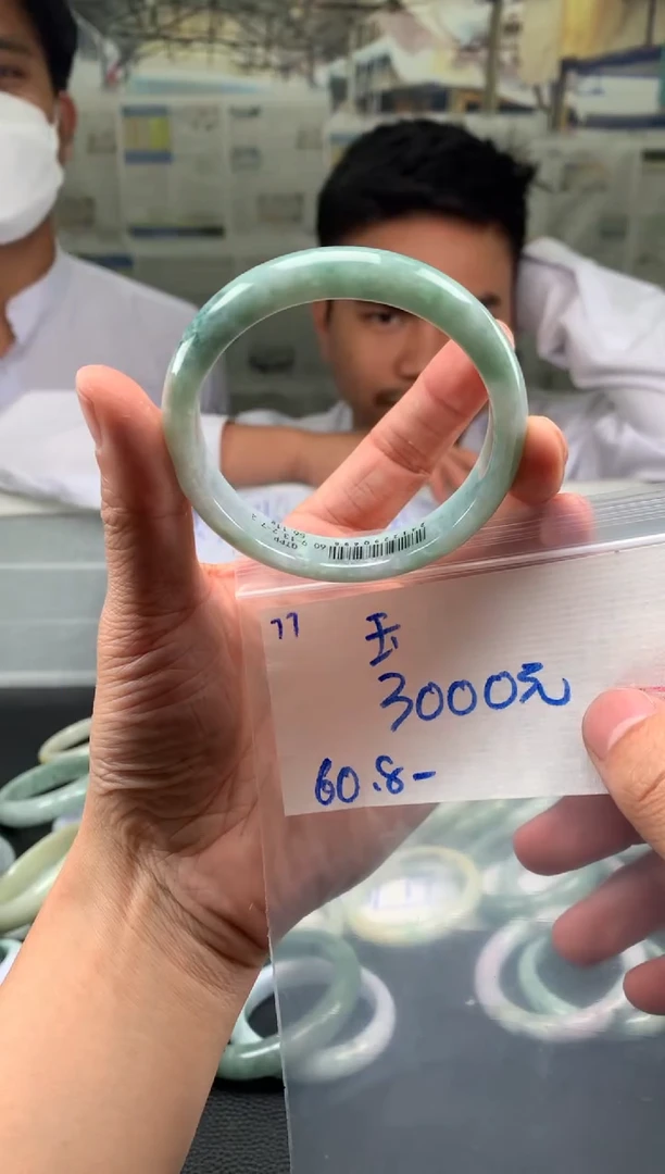 【闪购商品】翡翠手镯未镶嵌翡翠手镯 下单联系小耳机#77