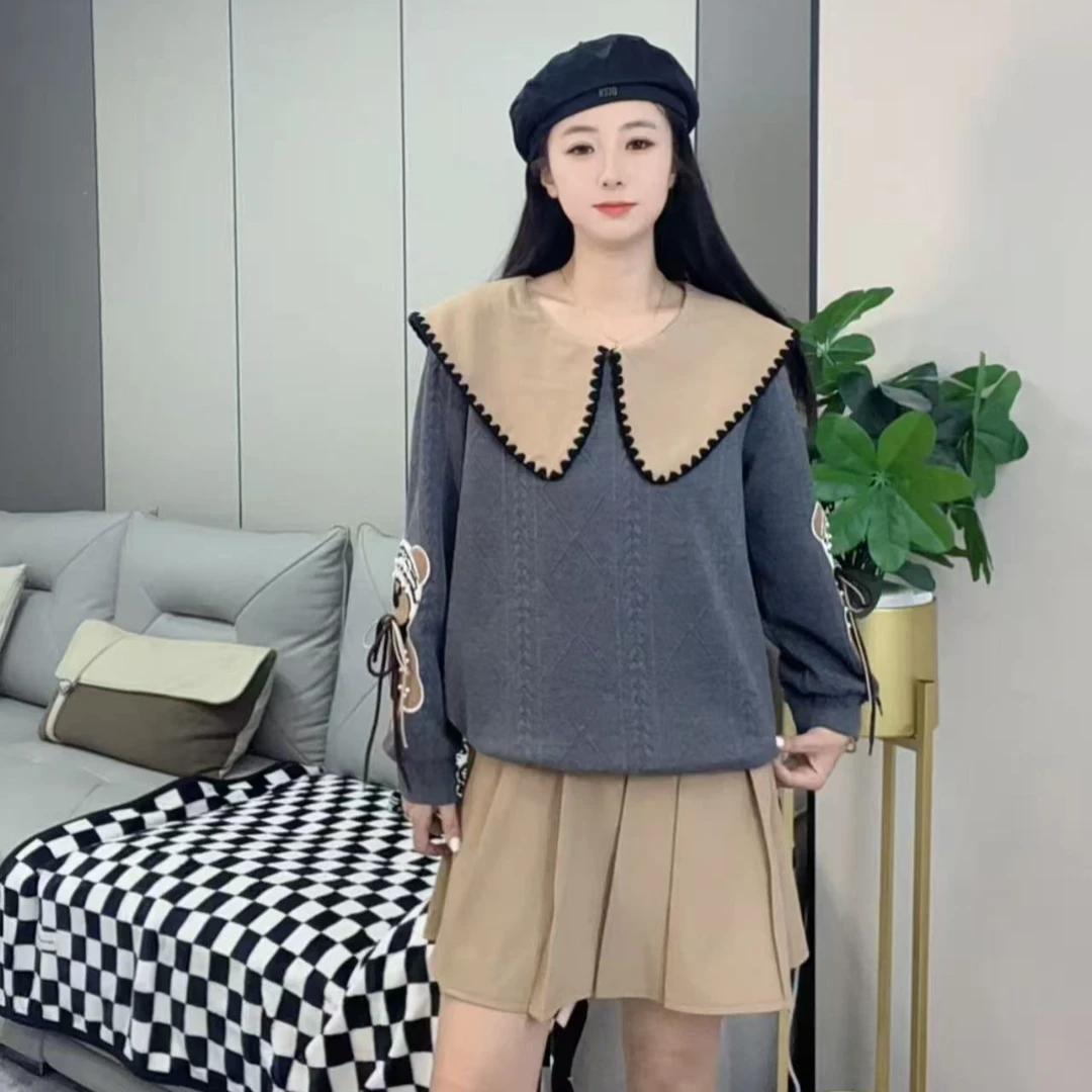 四月家~娃娃领重工刺绣减龄卫衣+高腰洋气百褶裙套装9693