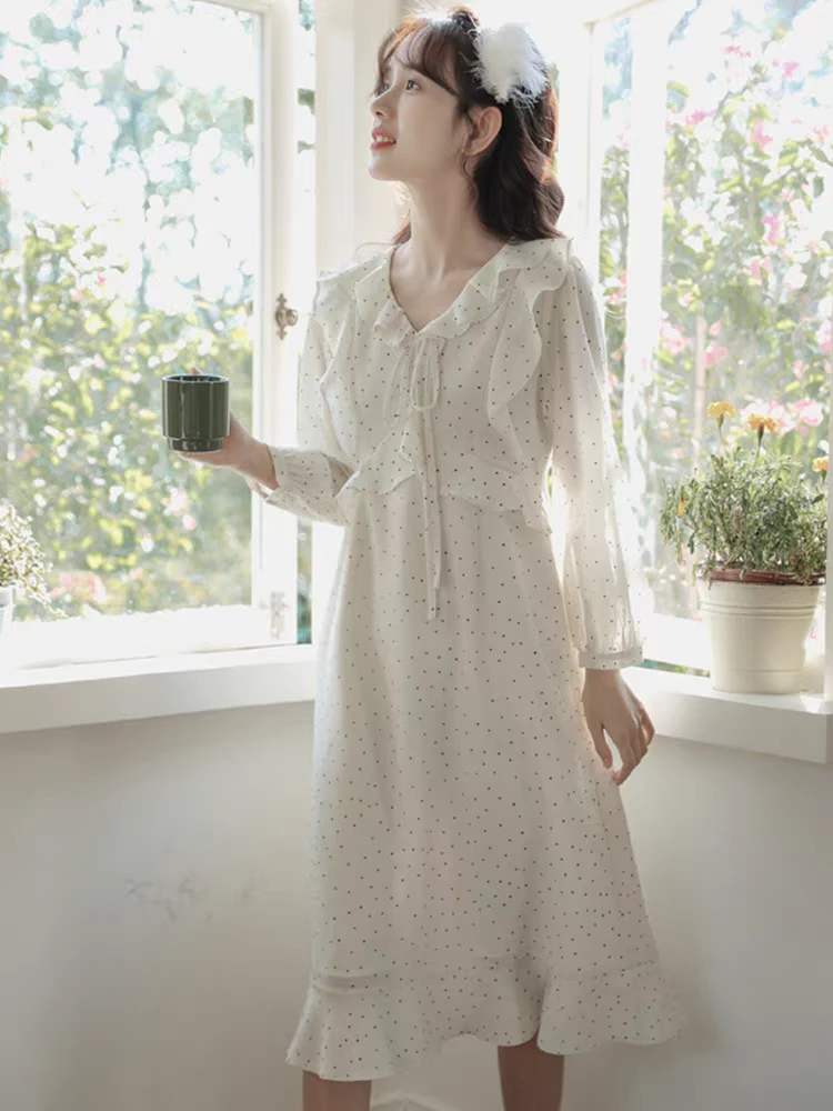 宽松白色碎花大码连衣裙夏季丹宁风春夏季长袖