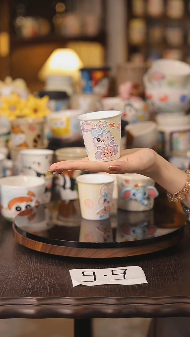 摆件景德镇釉下彩绘设计师款式陶瓷