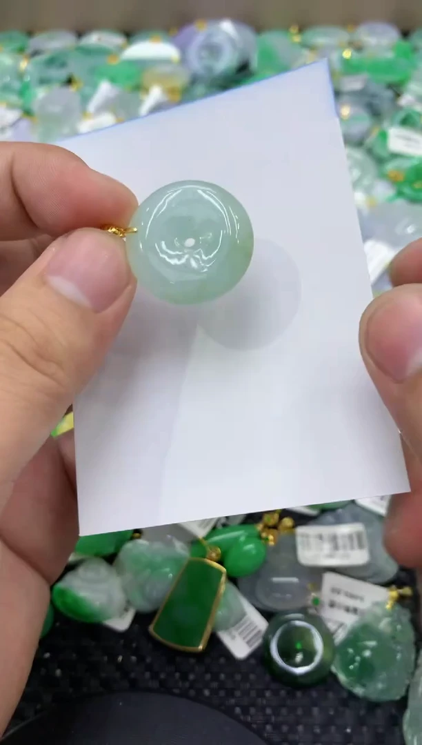 颈饰未镶嵌翡翠天然缅甸翡翠A货