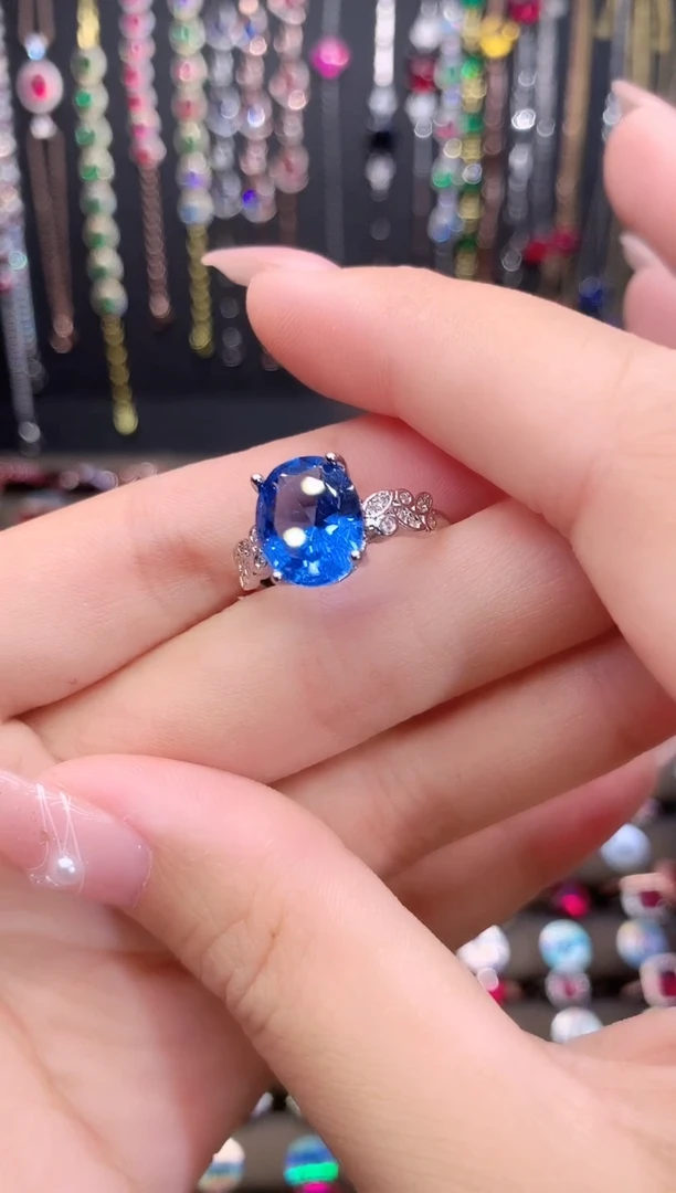 蓝宝石戒指银S925镶嵌银色