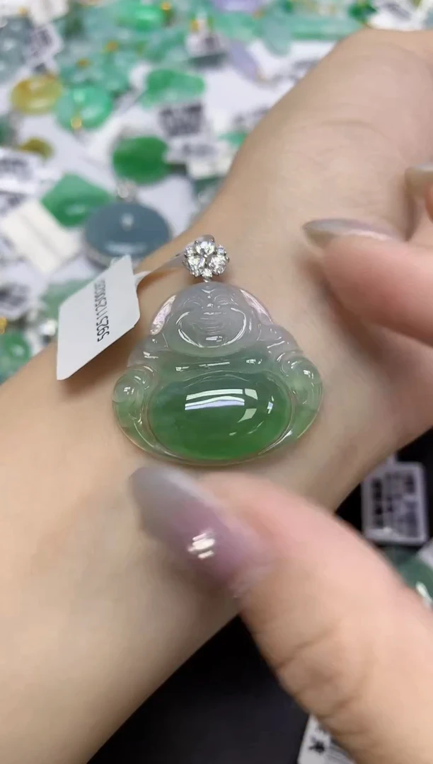 颈饰18K金镶嵌翡翠天然缅甸翡翠A货百元以上9元证书费自理