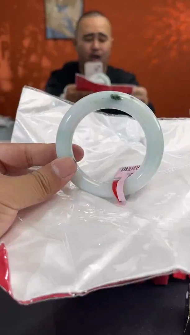 未镶嵌手镯翡翠2