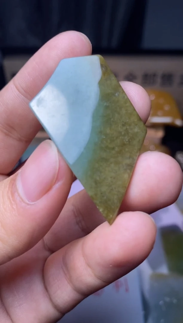 定制翡翠未镶嵌定制翡翠