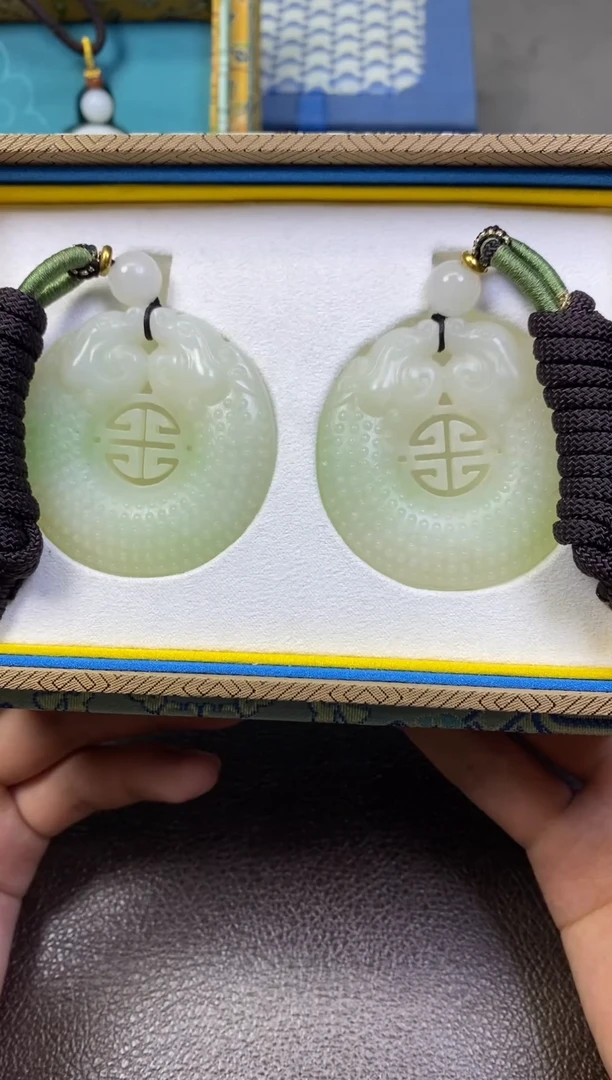 和田玉未镶嵌挂件和田玉吊坠