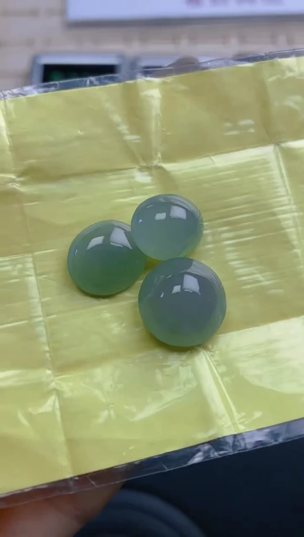 定制翡翠未镶嵌天然翡翠蛋面12