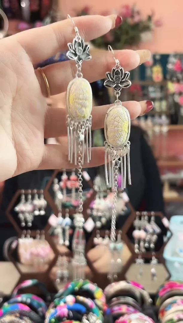 艺枝独绣手工饰品170